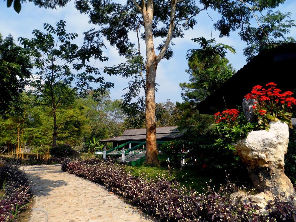 Khunnam Rimtarn Resort Ме-Сай Екстер'єр фото