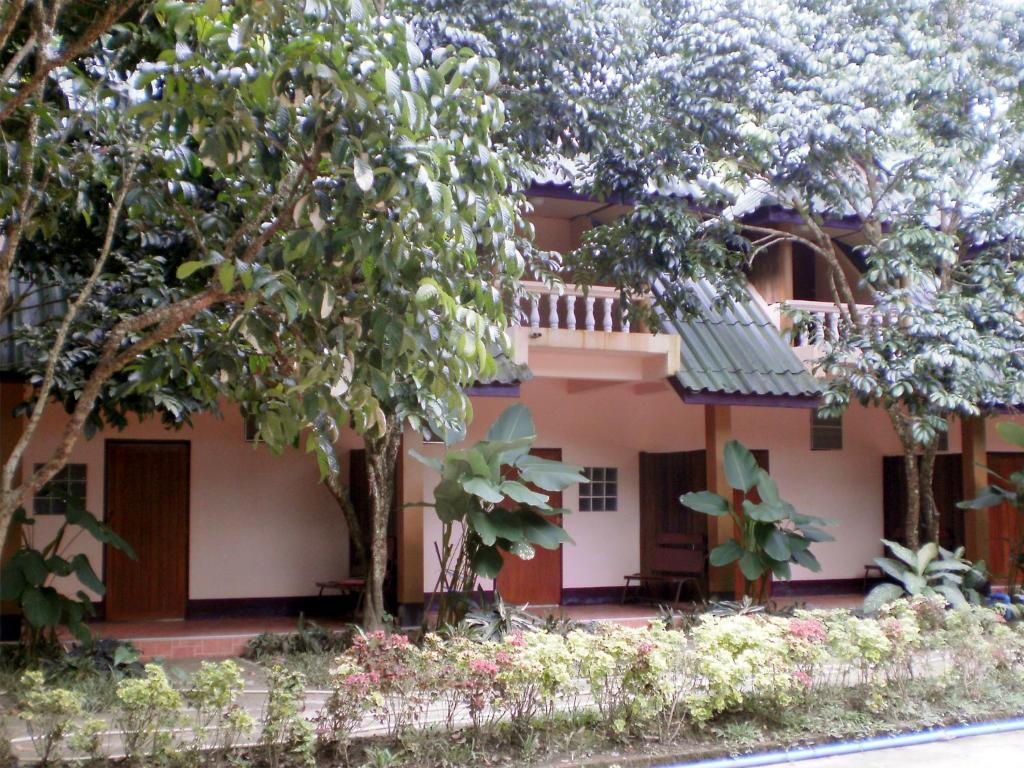 Khunnam Rimtarn Resort Ме-Сай Номер фото